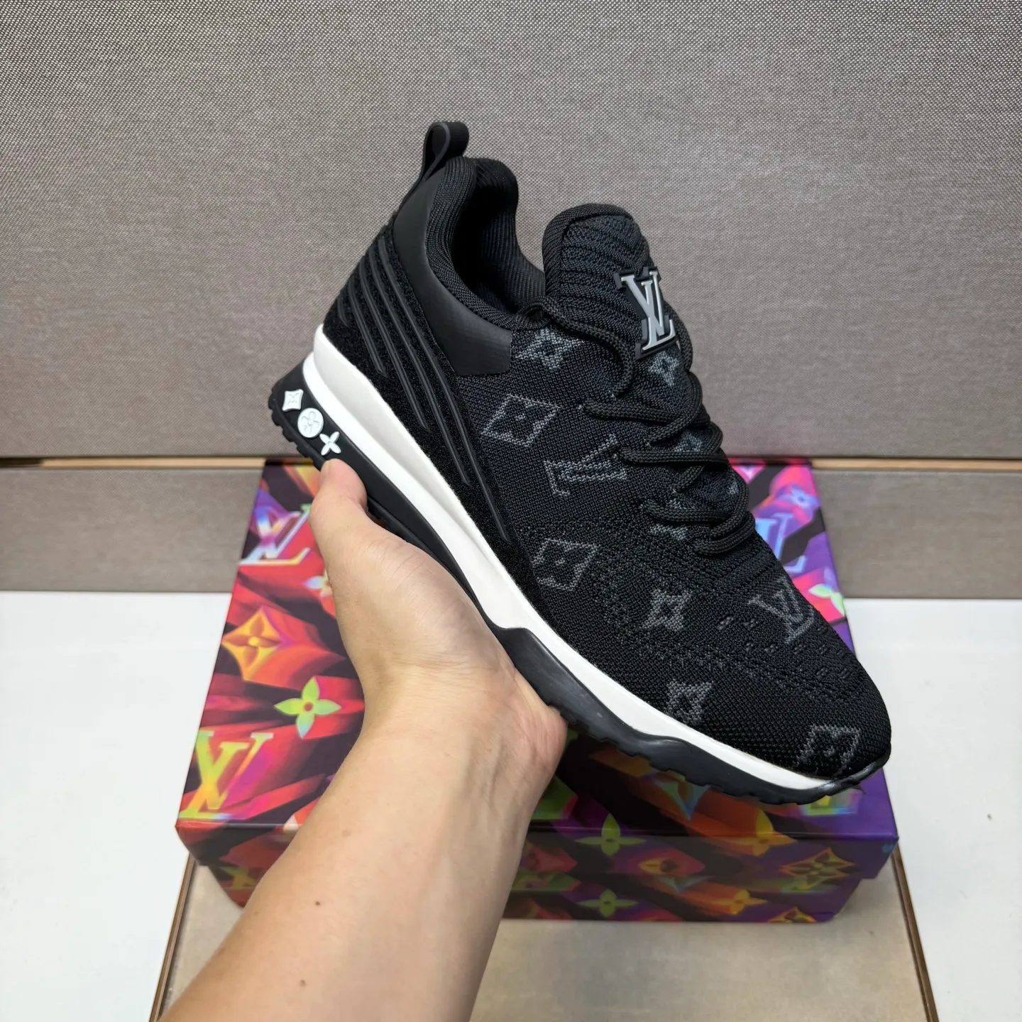 ⬛️Men's shoes 💰p480 [LV～] Men's casual shoes 2025z cabinet sales simultaneously 🔶Size: 38-44 #️⃣ 🔷7 colors🔜The upper is made of multi-material splicing➕Mesh lining, comfortable and breathable, sole: original comfortable and wear-resistant outsole, ⚠️real thing📱photographed🎬real thing is better📢📢📢
